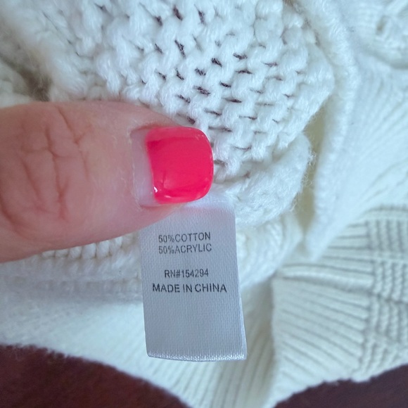 EVEREVE Cable Knit Sweater - Cream crewneck - Picture 6 of 6